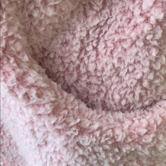 PINK SHERPA SLEEVELESS OPEN STYLE VEST HOODIE - Picture 7 of 8